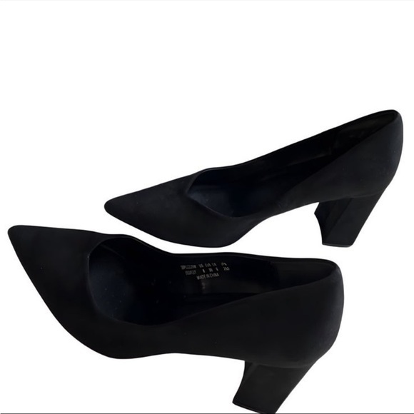 DREAMPAIRS Women's Chunky Block Heels Black
‎ Size 8 - Picture 3 of 13